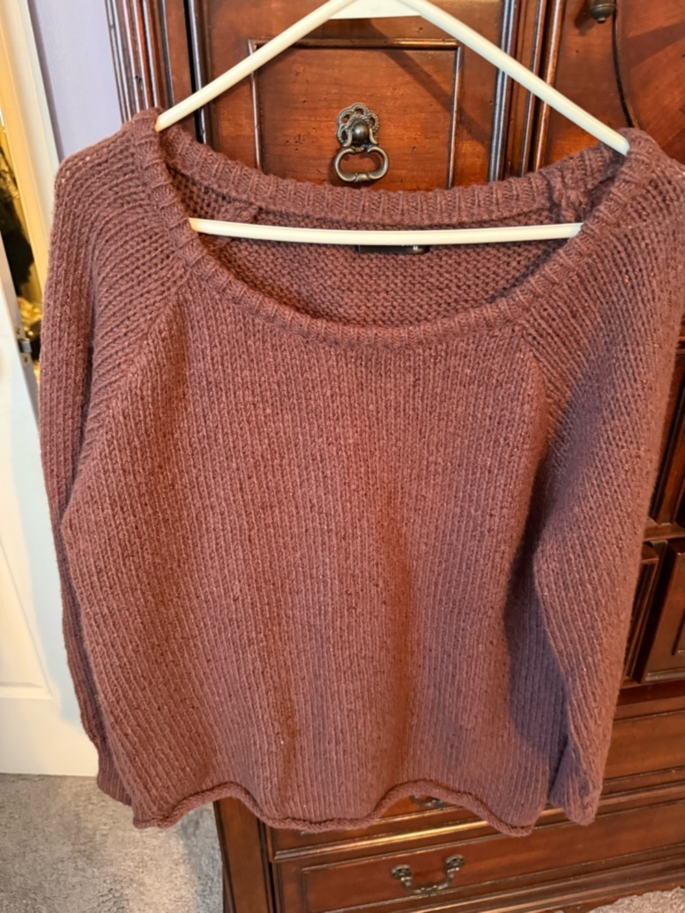Fashion  Women's in Scoopneck Sweater in Dusty Light Brown Size Med